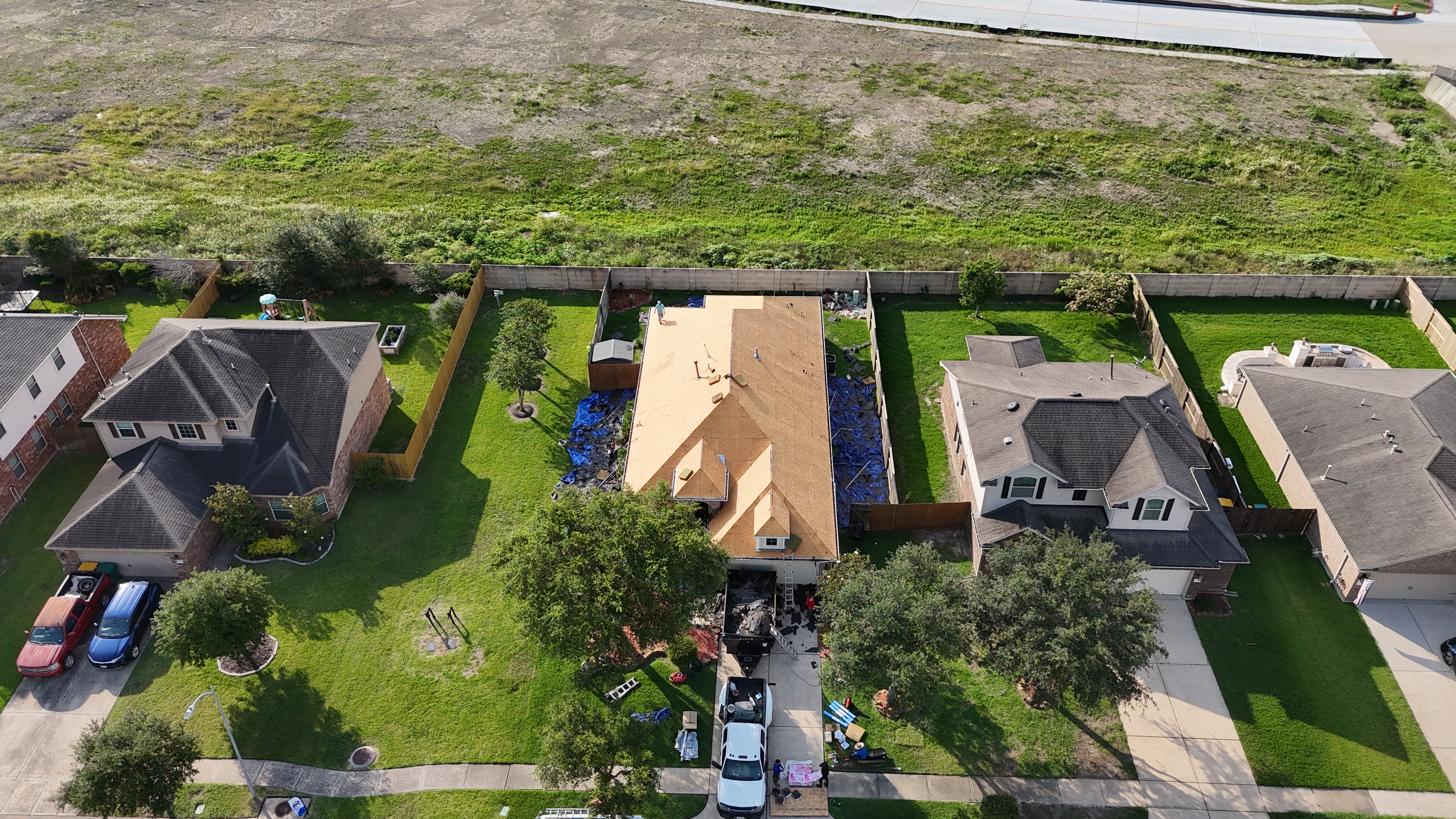 Noah's Ark Roofing crew on repair job